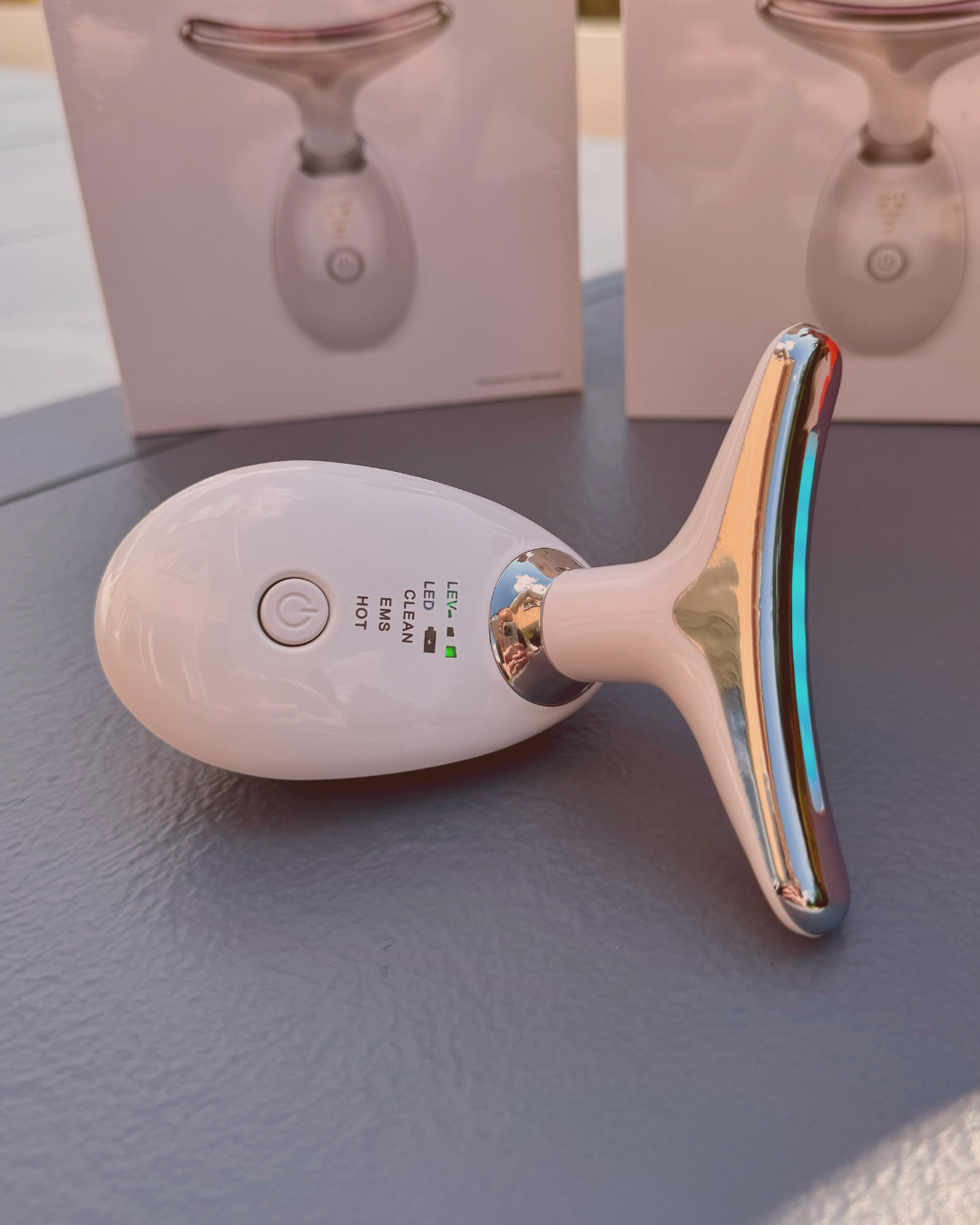 LumiSkin PRO – Appareil massant LED haute performance – Sculpte, Lisse et Raffermit en Profondeur