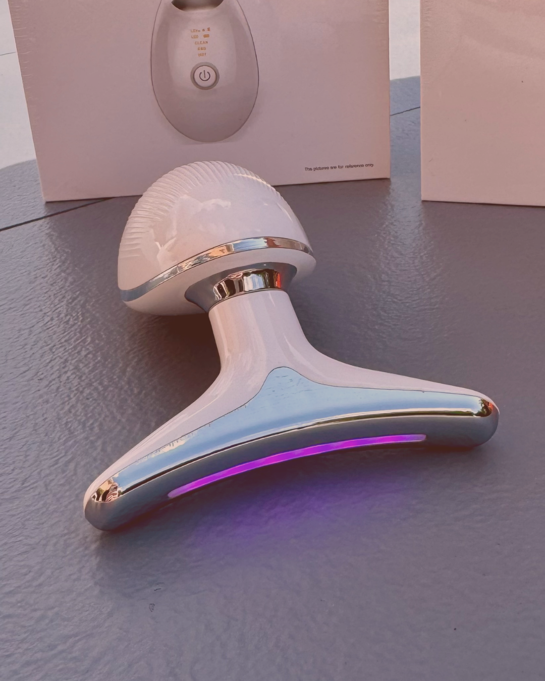 LumiSkin PRO – Appareil massant LED haute performance – Sculpte, Lisse et Raffermit en Profondeur